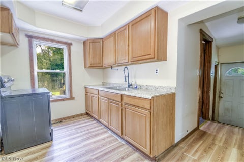 Tiny photo for 128 Kenilworth Avenue, Painesville, OH 44077 (MLS # 5240776)