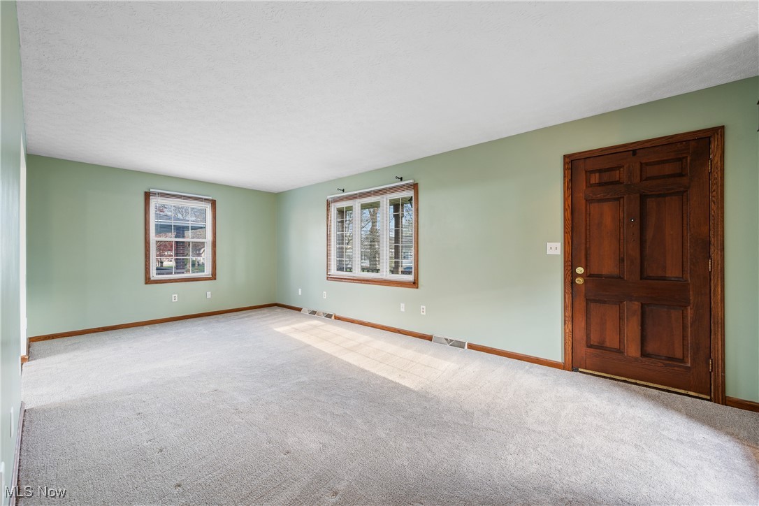 343 Wayne Avenue, Akron, Ohio image 7