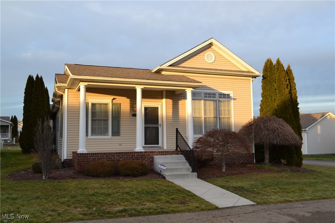 Hampton Rdg Villa - Residential