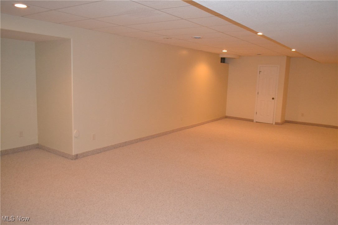 Hampton Rdg Villa - Residential