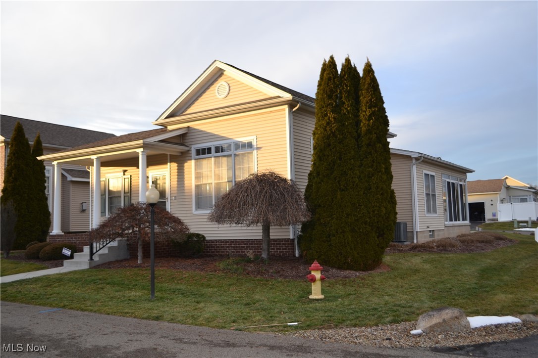 Hampton Rdg Villa - Residential