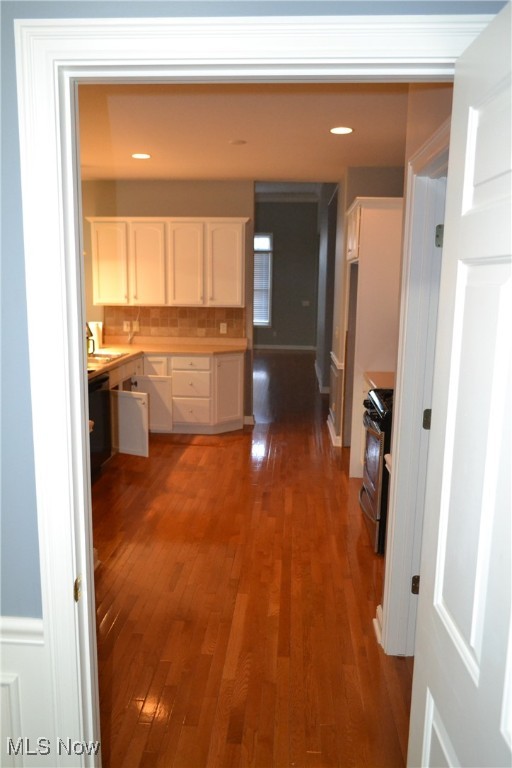 Hampton Rdg Villa - Residential