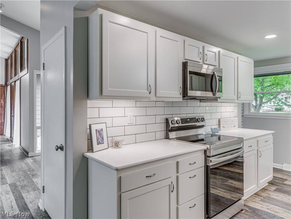 Kenilworth Manor - Residential