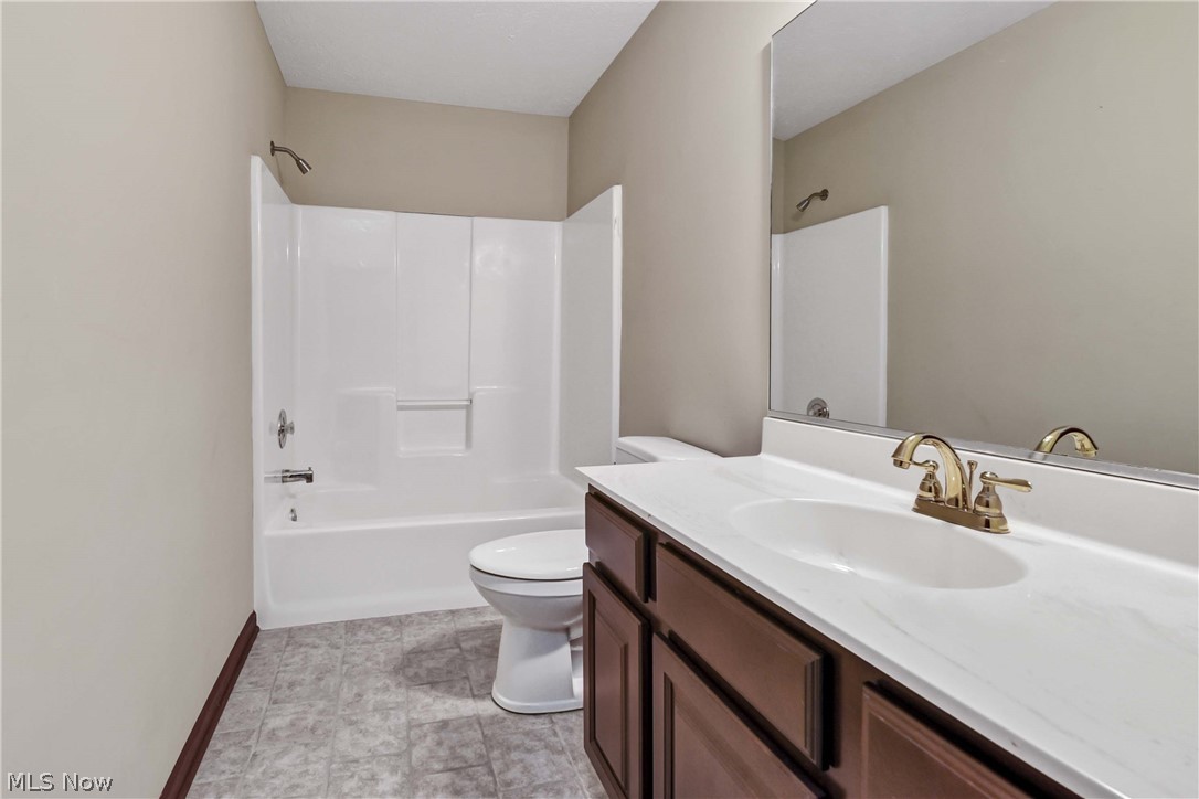 Orchard Grove Villas Condo Ph 03 - Residential