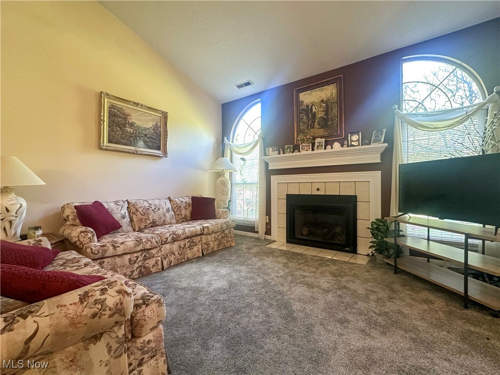 Woodland Chase Condo - Residential