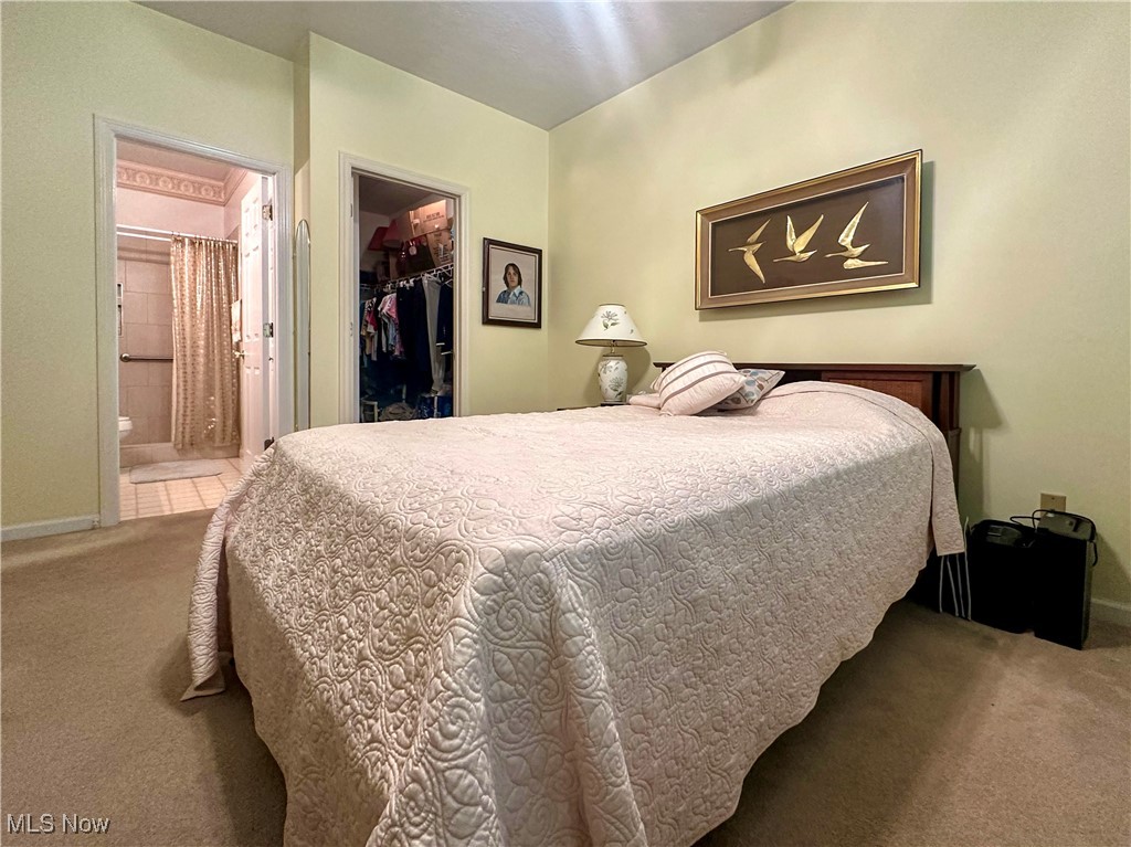 Woodland Chase Condo - Residential