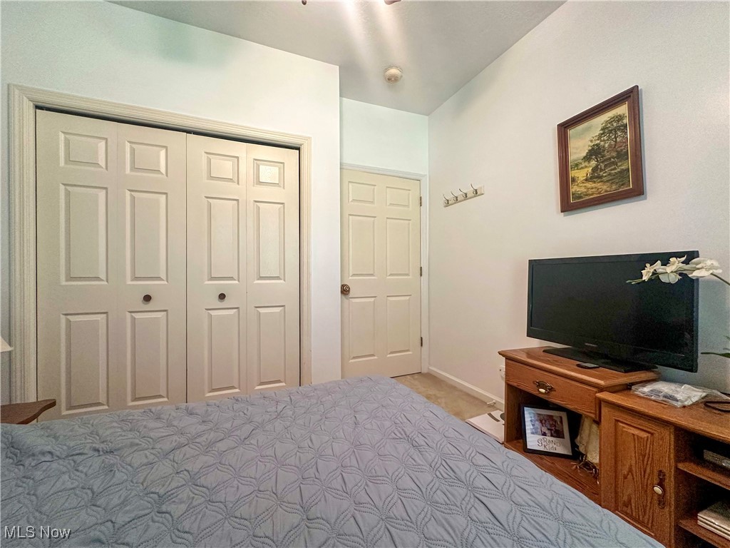 Woodland Chase Condo - Residential