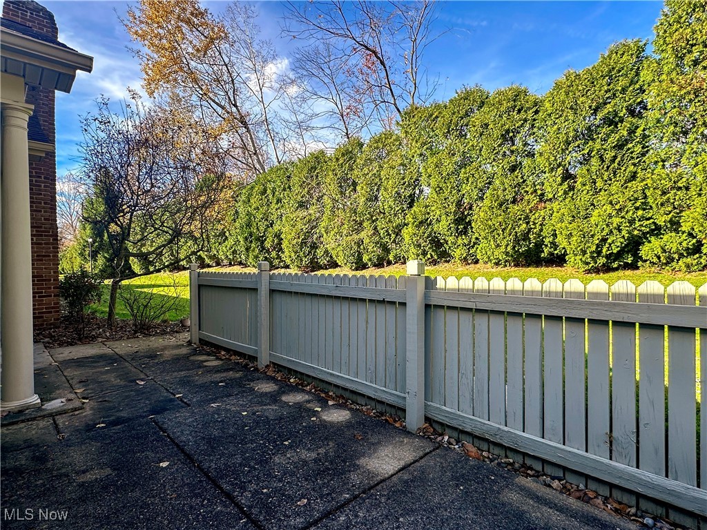 Woodland Chase Condo - Residential