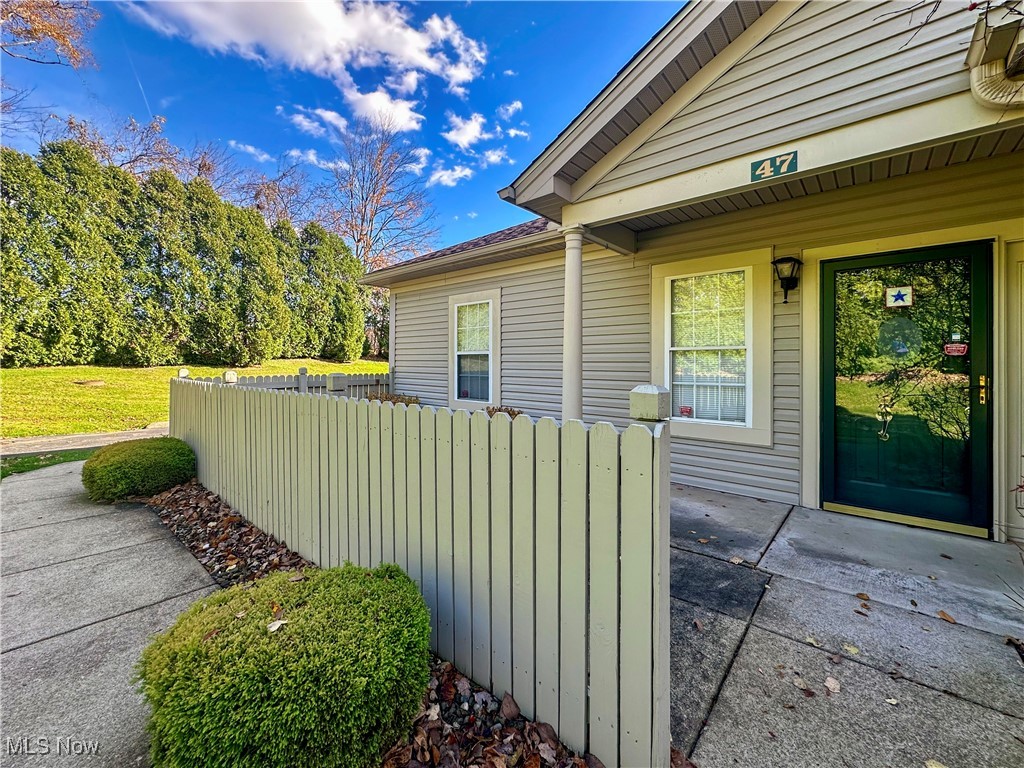 Woodland Chase Condo - Residential