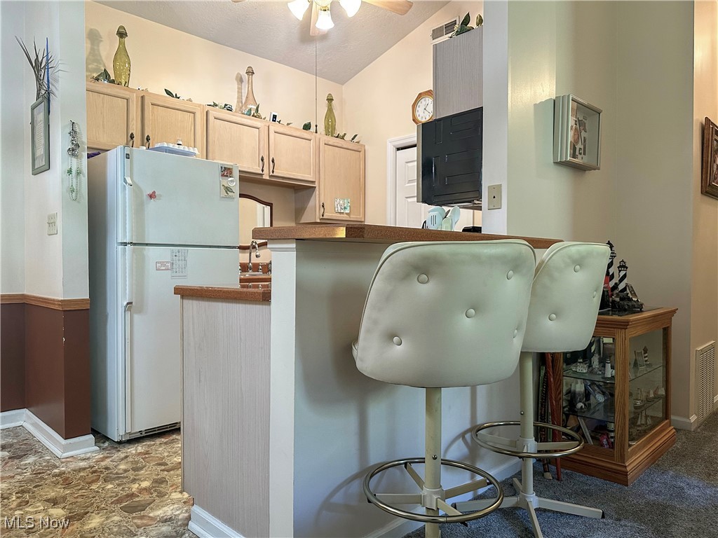 Woodland Chase Condo - Residential