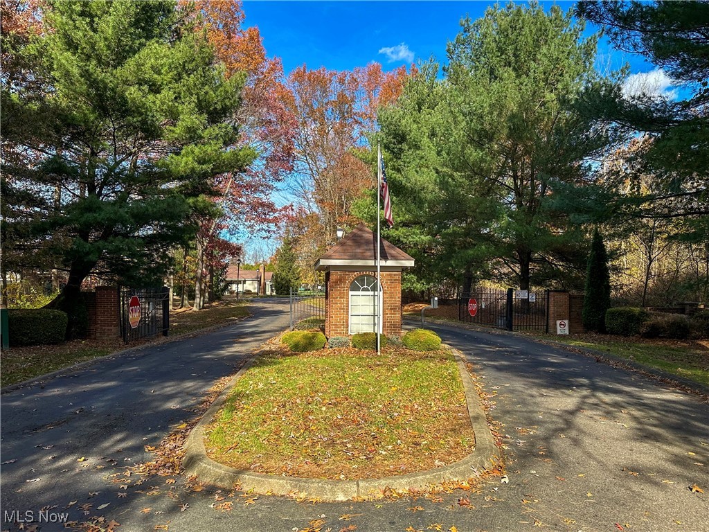 Woodland Chase Condo - Residential