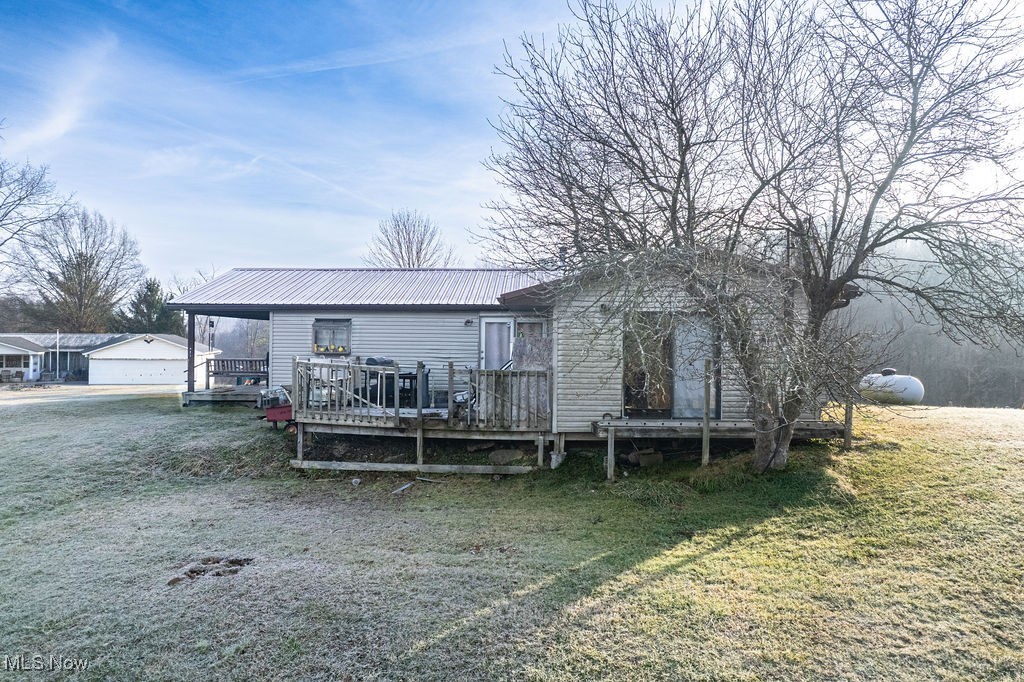 Acre Putnam Davis Estate - Residential