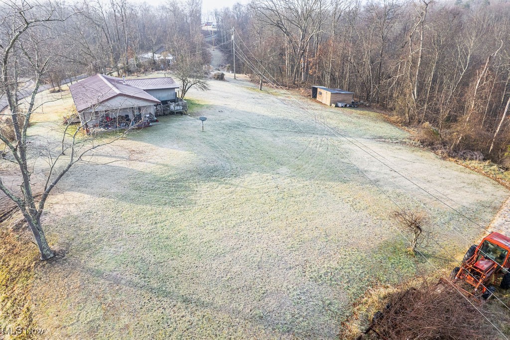 Acre Putnam Davis Estate - Residential