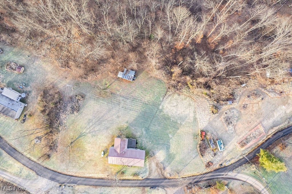 Acre Putnam Davis Estate - Residential