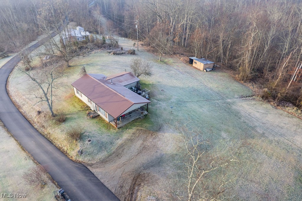 Acre Putnam Davis Estate - Residential