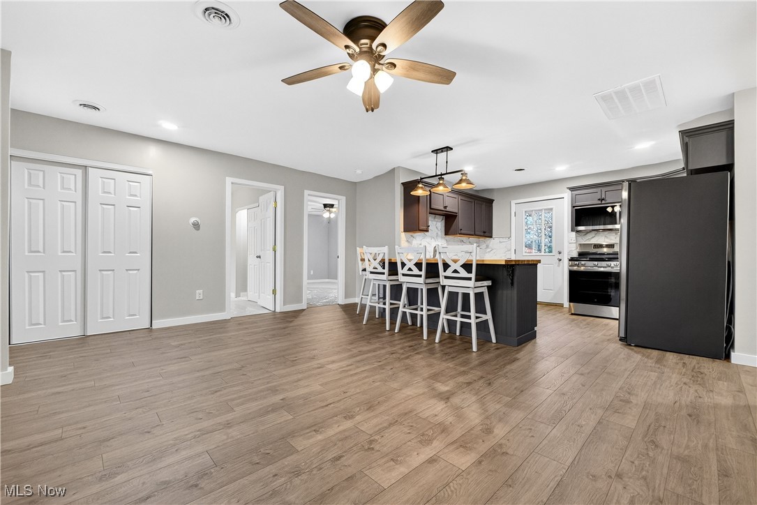 Central Division 90x120 - Residential