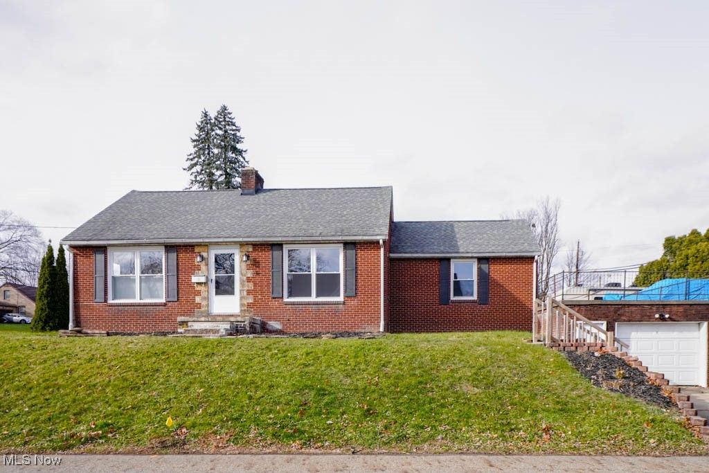 Photo of 1233 29th Street NE, Canton, OH 44714 (MLS # 5178198)