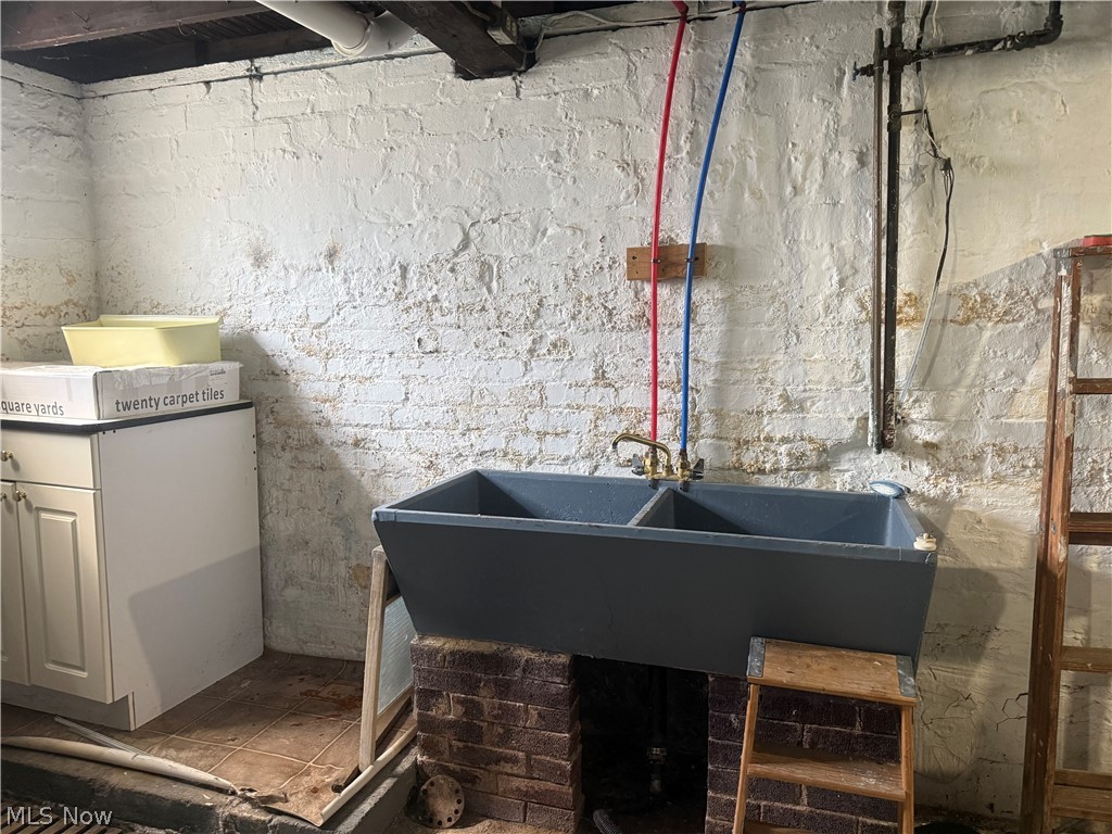 East Youngstown Land&Improveme - Residential