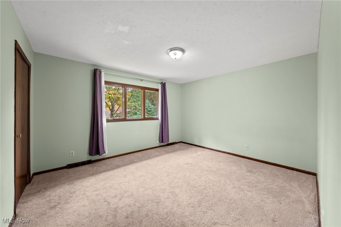 5157 Stansbury Drive, Solon, Ohio image 30