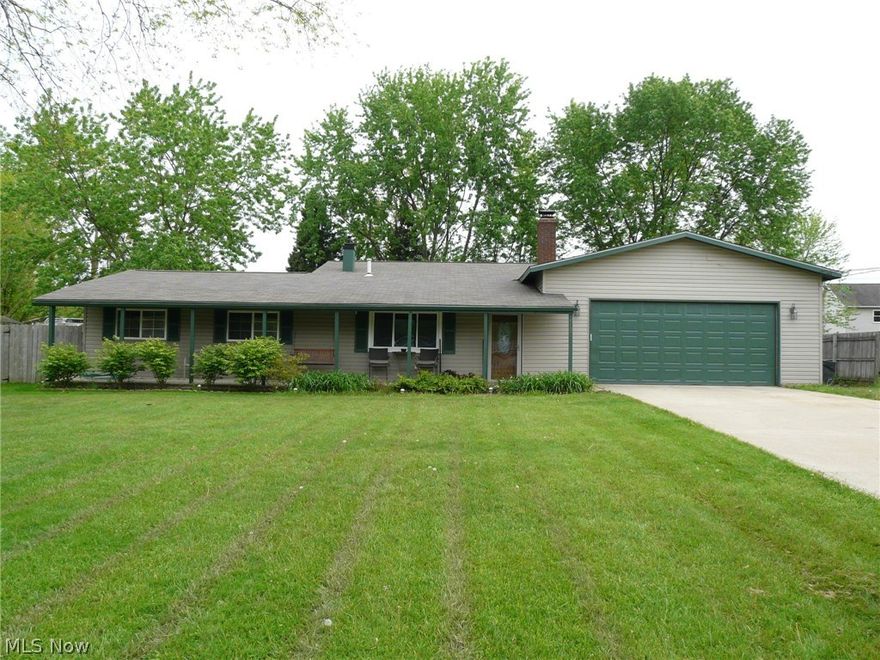 Totally updated ranch with 4 car garage - Don’t be late or this will be gone!  Total kitchen remodel (2012) – new cabinets, counters, appliances and flooring; both bathrooms totally remodeled (2009); some new windows and new sliding patio door; new front door; lots of new drywall; insulation added; new hi-efficiency furnace, humidifier and a/c (2009); and new tankless hot water heater (2014).  Many more updates!  Want more – 4 car tandem, attached, heated garage!  Fenced in back yard with above ground pool (if you don’t want the pool – owner will remove it!)  Come see this nicely updated ranch before it’s too late!