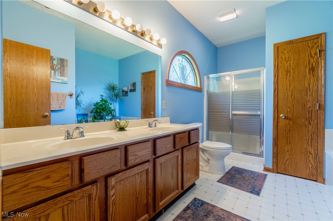 Greens Prestwick Condo - Residential