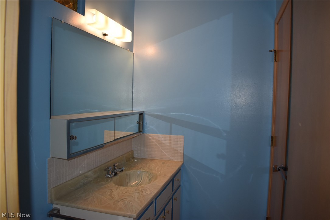 Albert Rispo 05-C - Residential