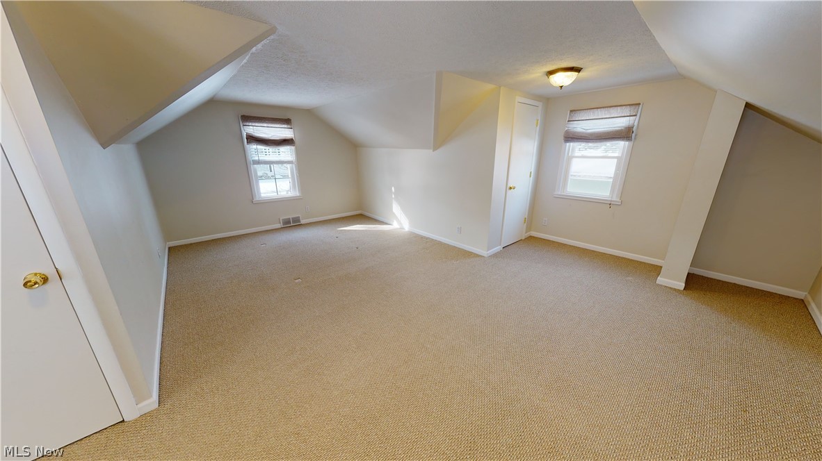 Lyndhurst Manor - Residential