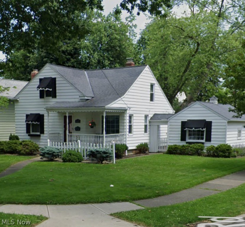 Lyndhurst Manor - Residential