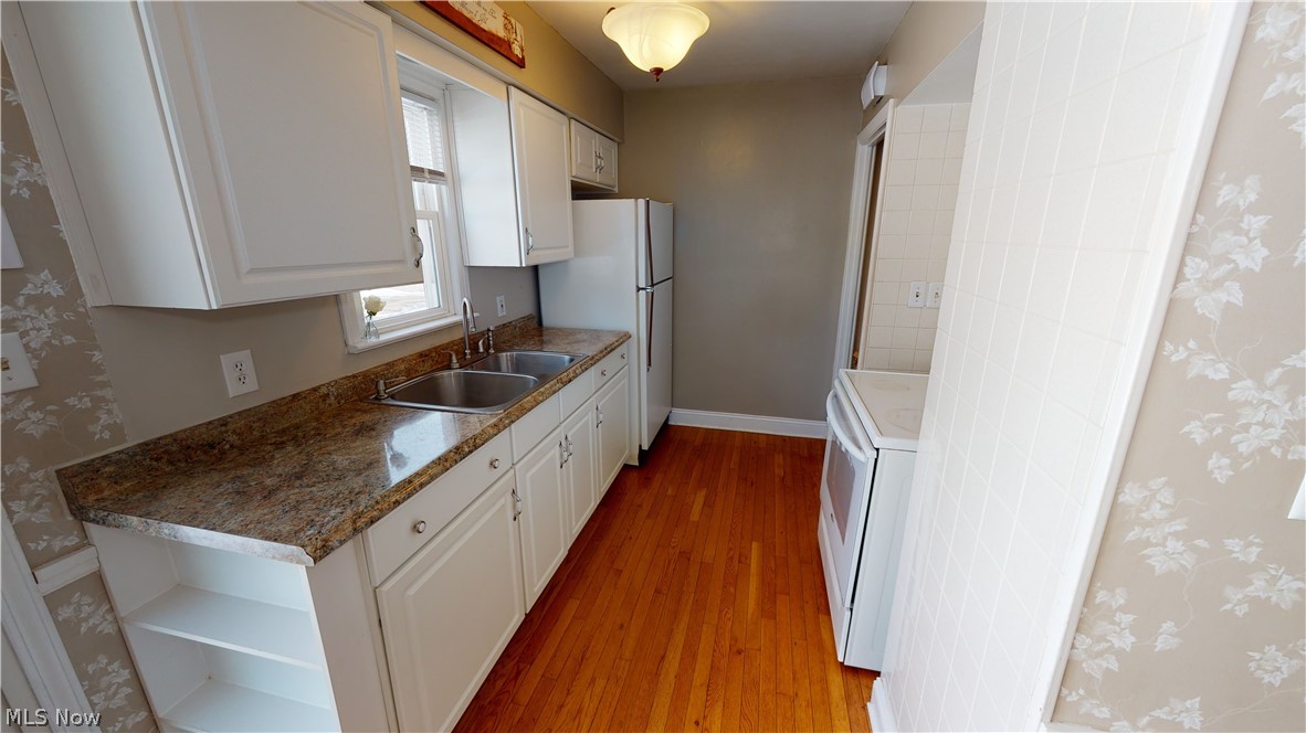 Lyndhurst Manor - Residential