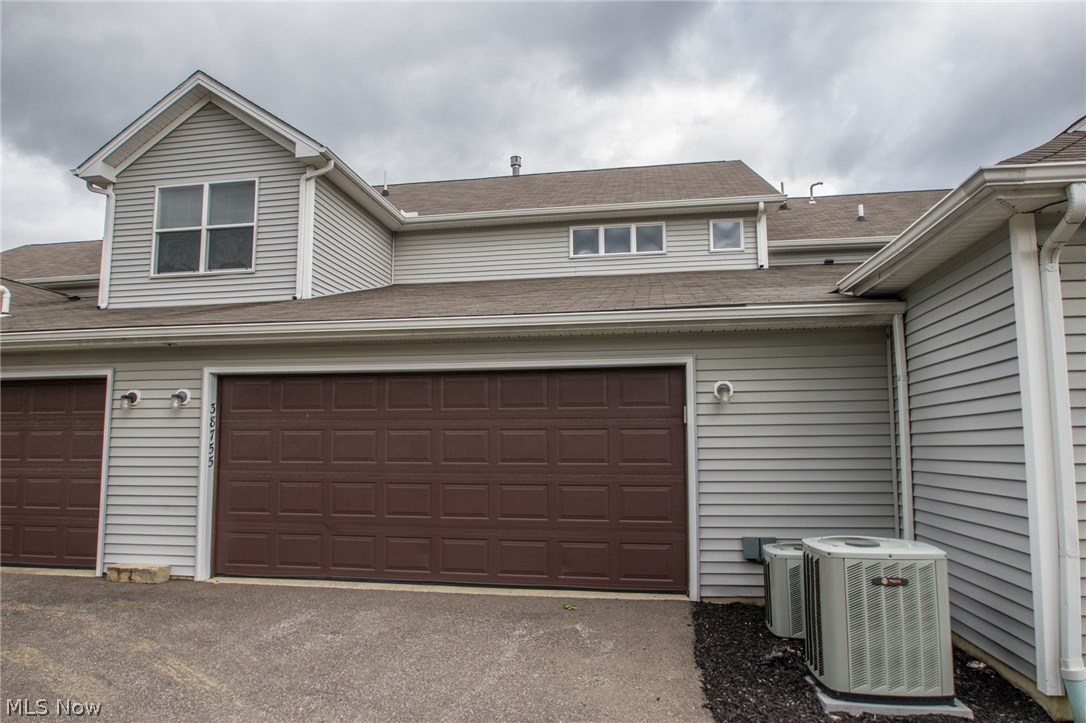 CARMEL@ STONEBRIDGE - Residential