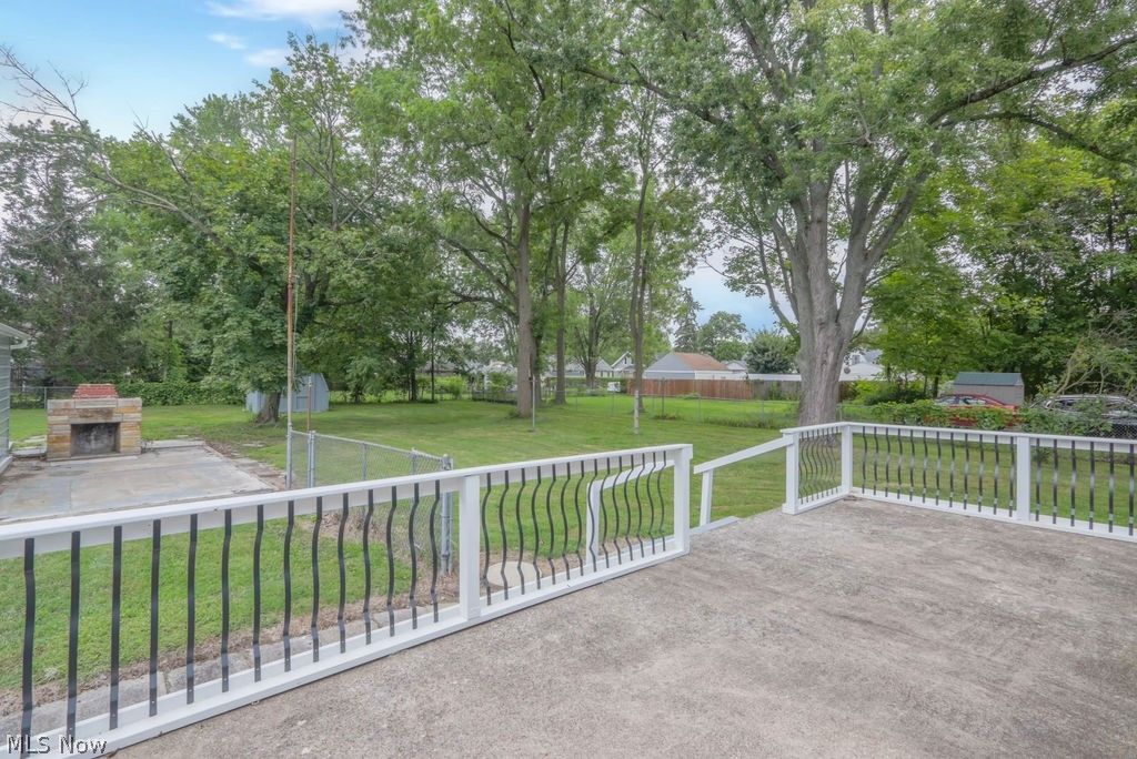 Photo of 41796 Adelbert Street, Elyria, OH 44035 (MLS # 5200945)