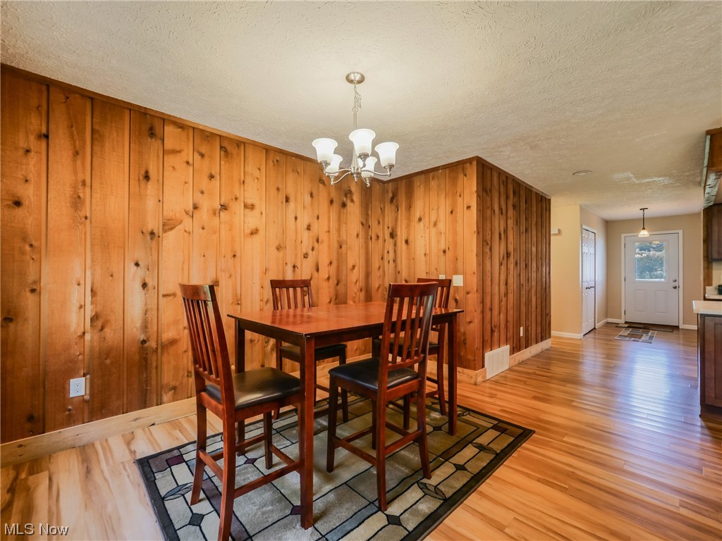 Cedar Glen Condo - Residential
