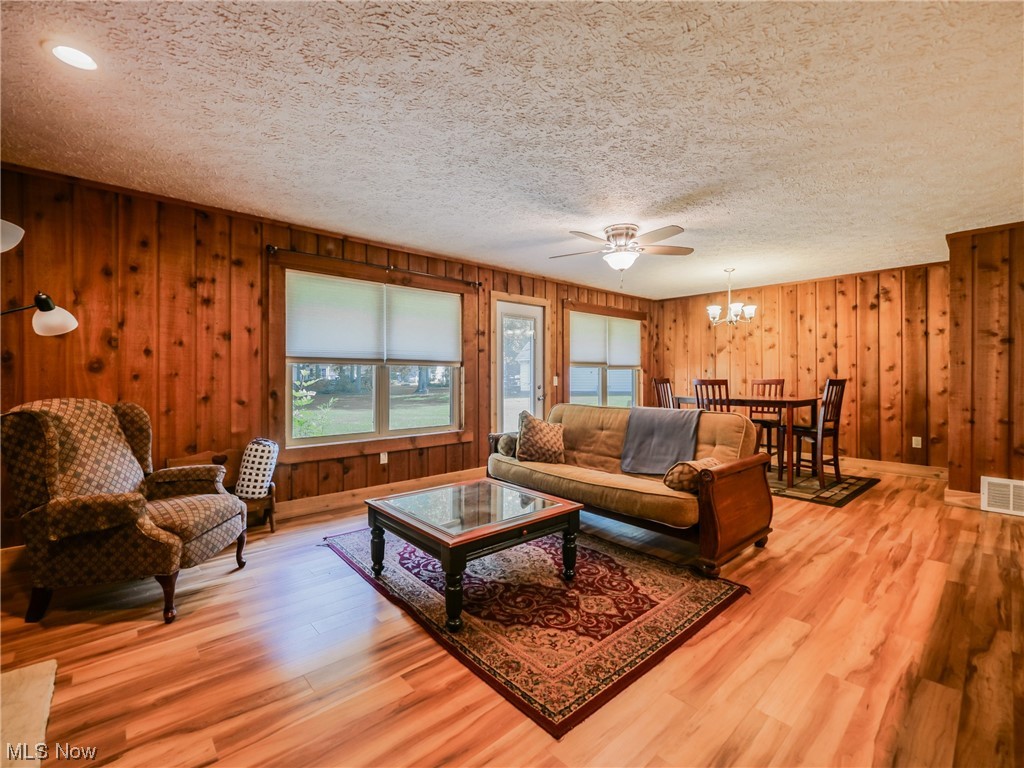 Cedar Glen Condo - Residential