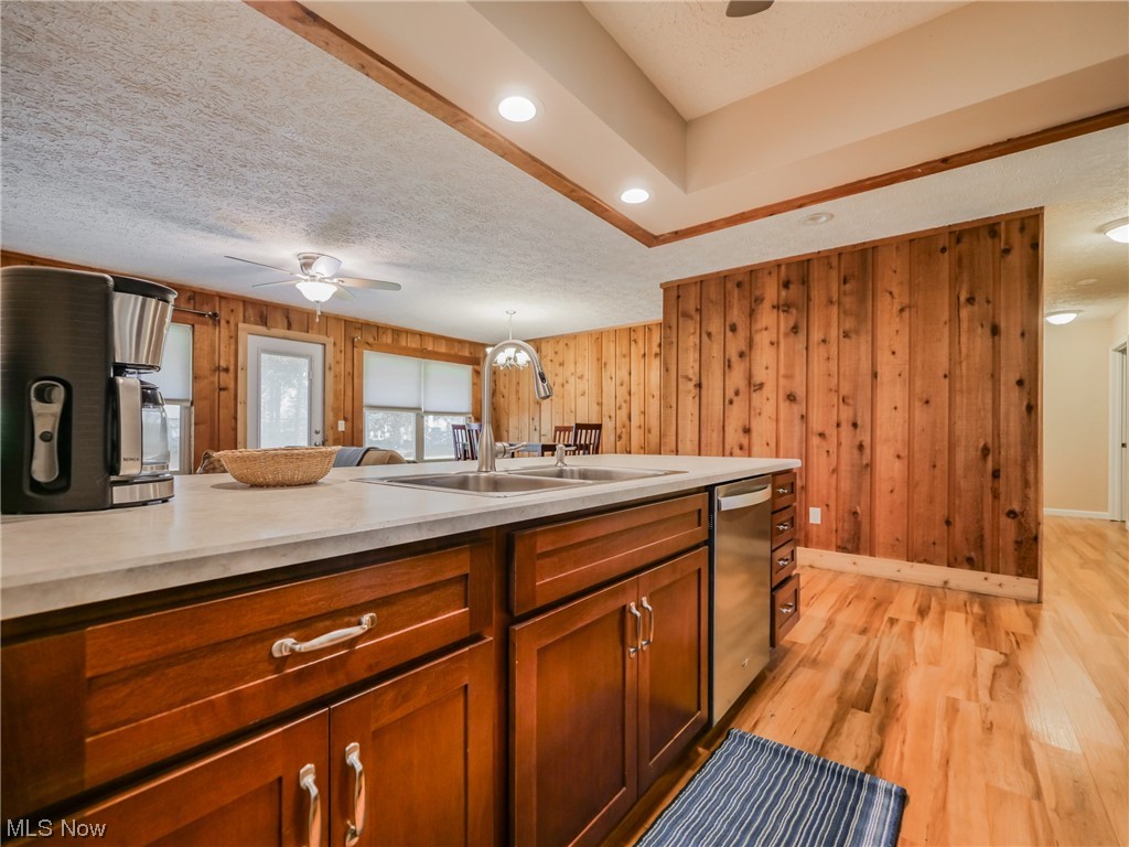Cedar Glen Condo - Residential