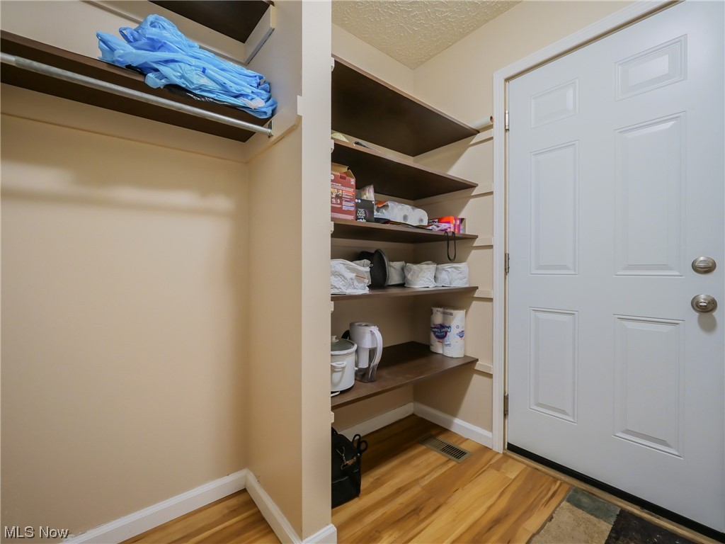 Cedar Glen Condo - Residential