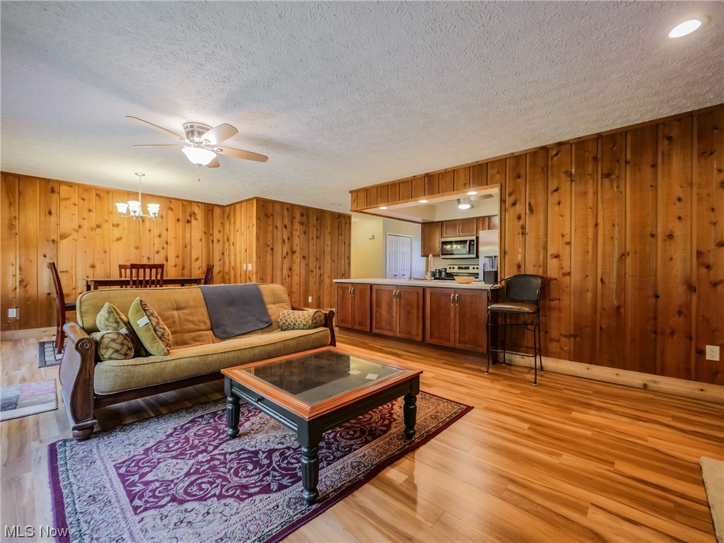 Cedar Glen Condo - Residential