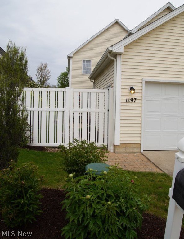 Chapman Grove Clstr Hm East - Residential