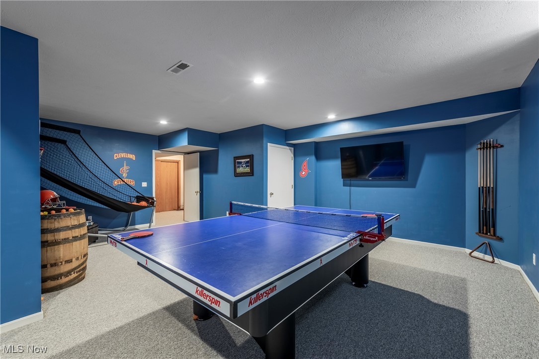 20335 Kylemore Drive, Strongsville, Ohio image 42