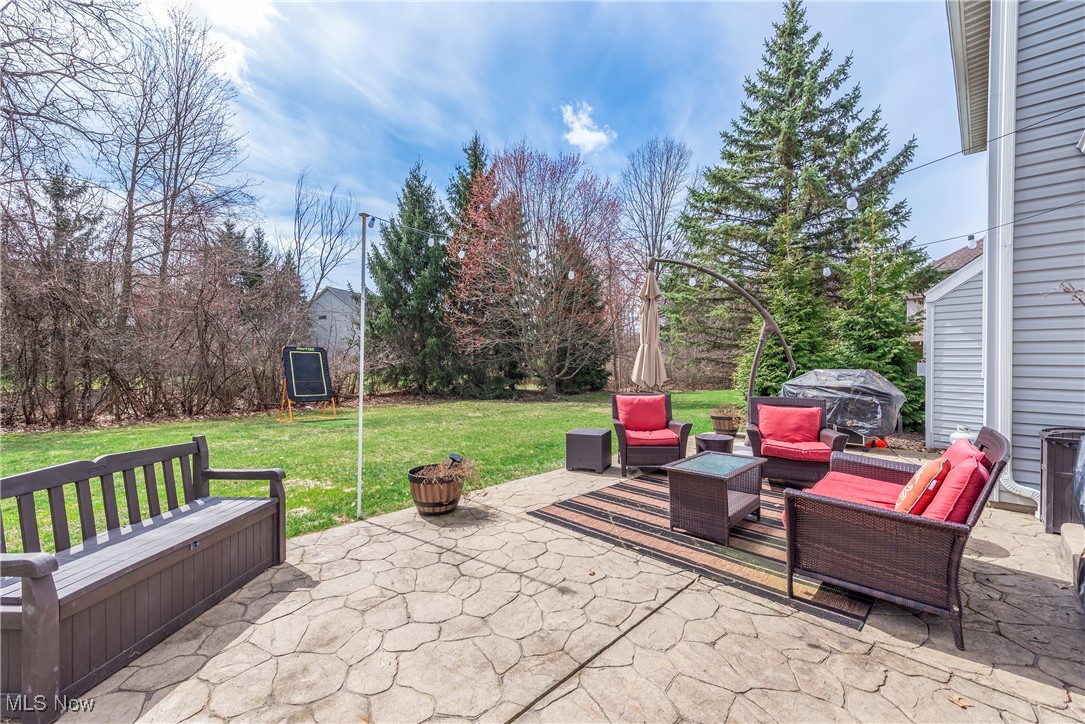 20335 Kylemore Drive, Strongsville, Ohio image 46