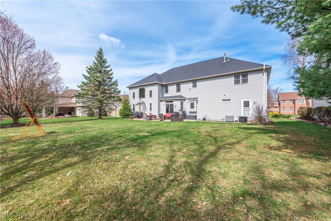20335 Kylemore Drive, Strongsville, Ohio image 48