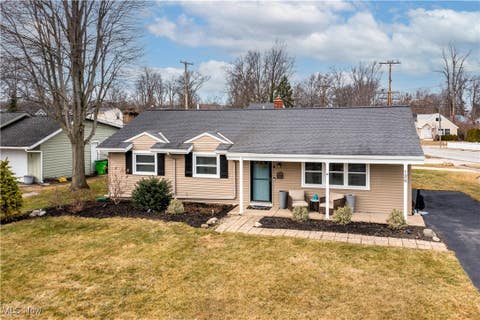 Photo for 126 Beachwood Avenue
