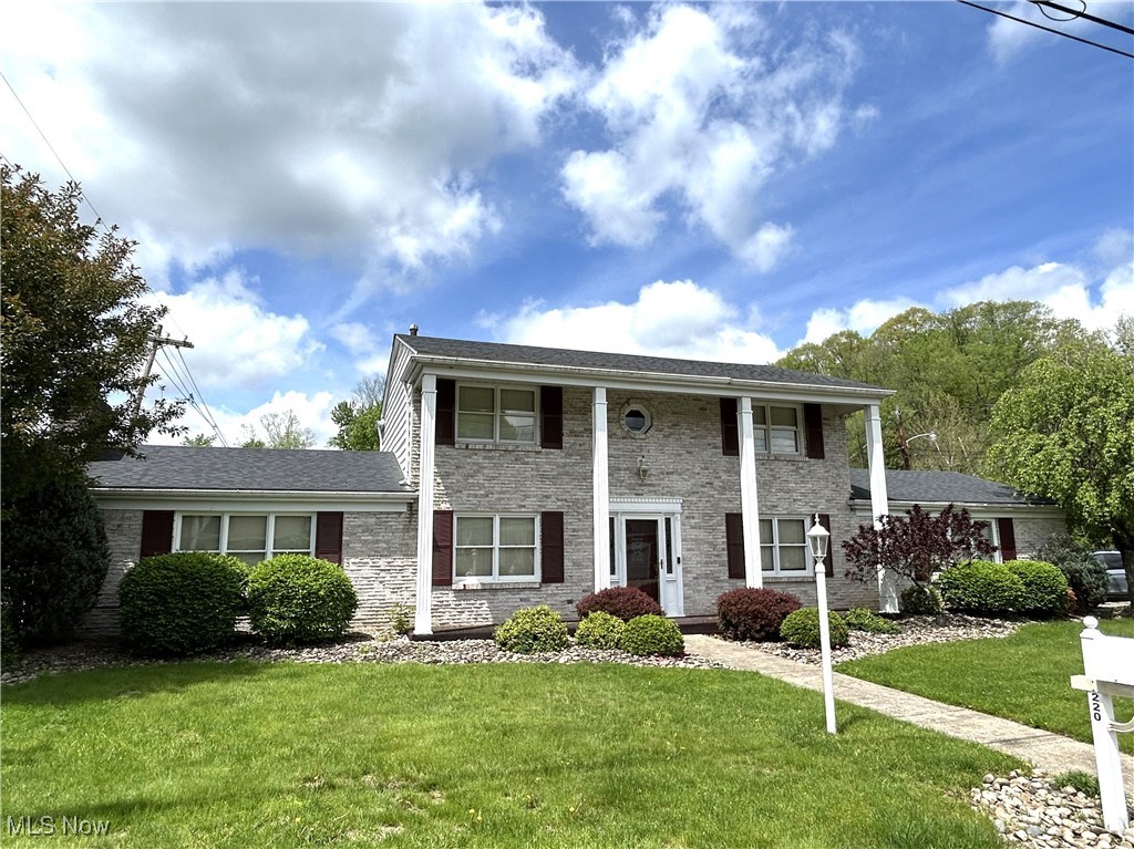 220 Country Club Boulevard, Weirton, West Virginia image 22