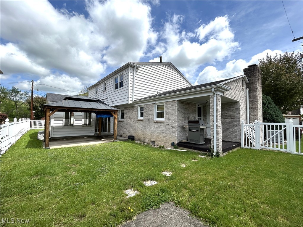 220 Country Club Boulevard, Weirton, West Virginia image 21