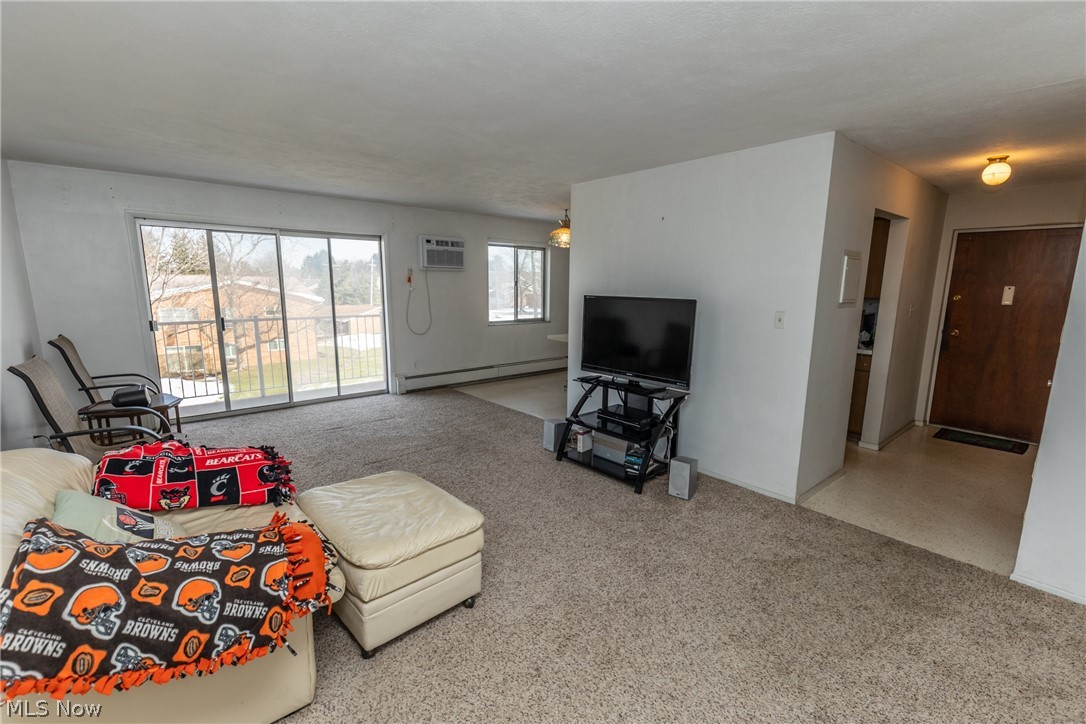 Pinecrest #2 - Residential