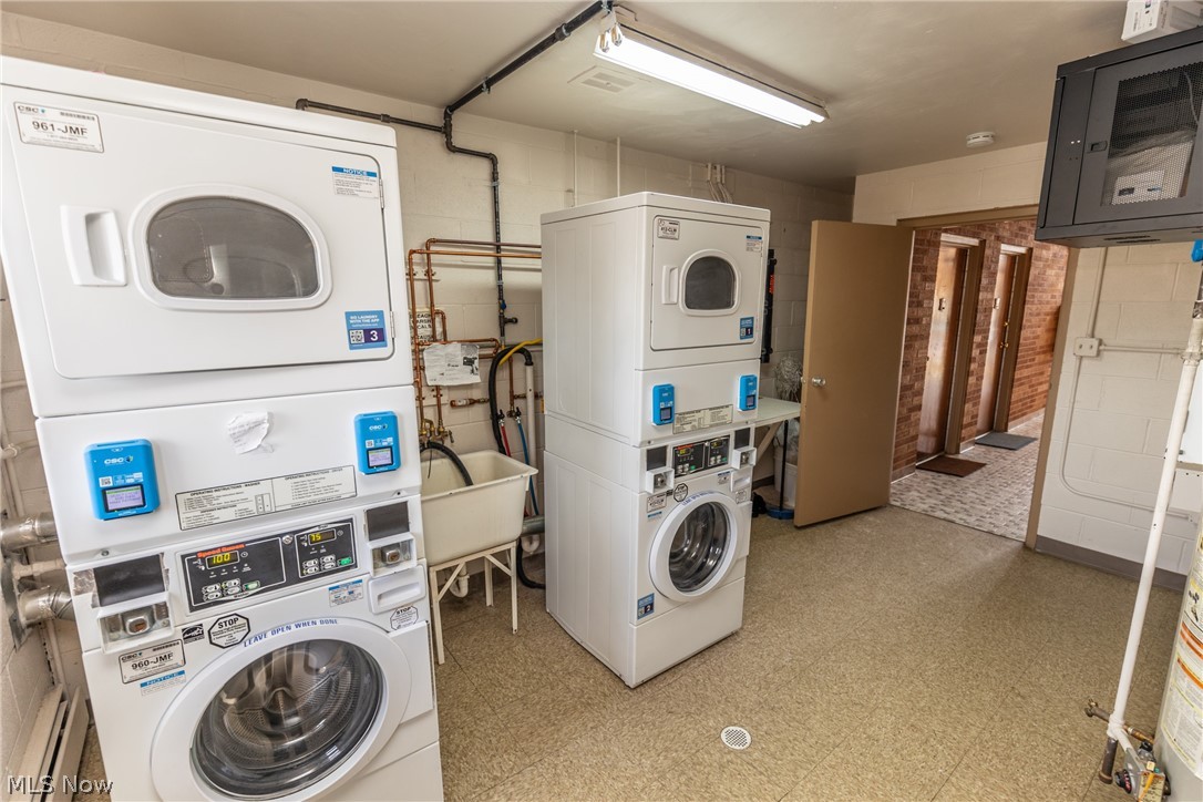 Pinecrest #2 - Residential