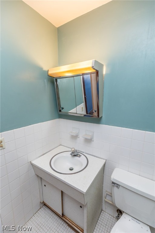 Pinecrest #2 - Residential