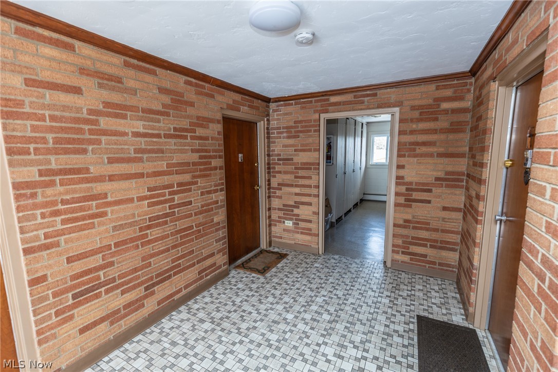 Pinecrest #2 - Residential