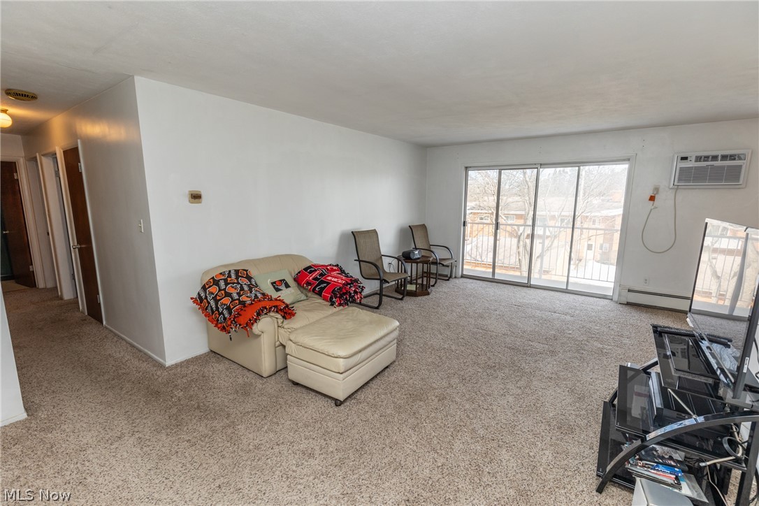 Pinecrest #2 - Residential