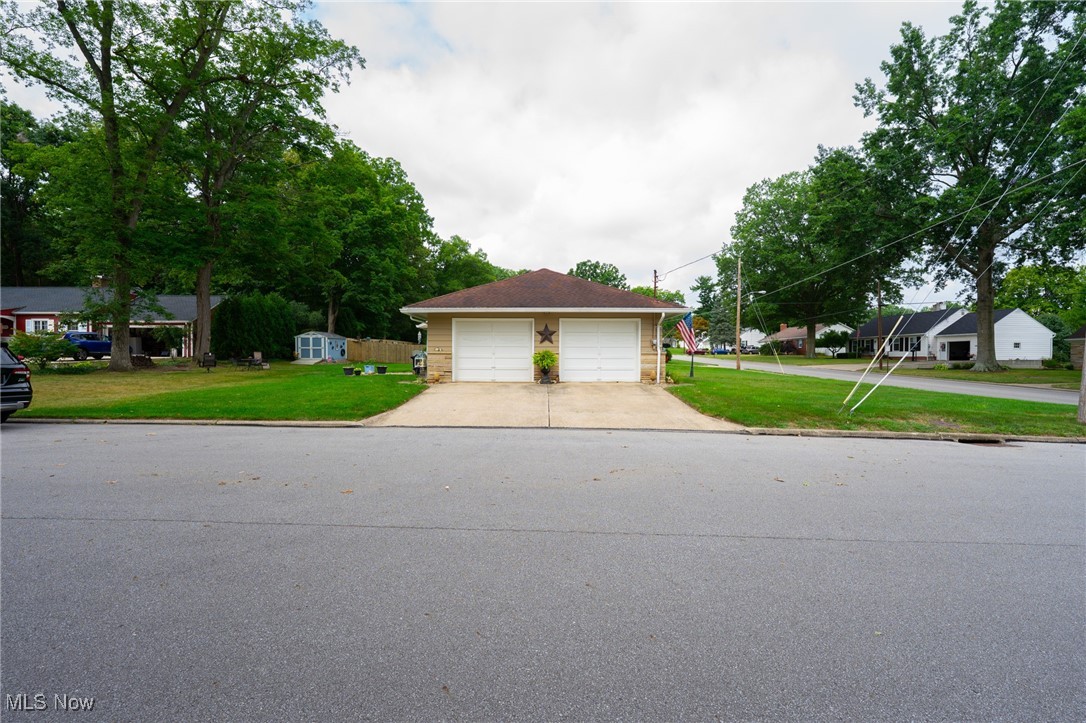 Oakwood Park 2nd Add - Residential