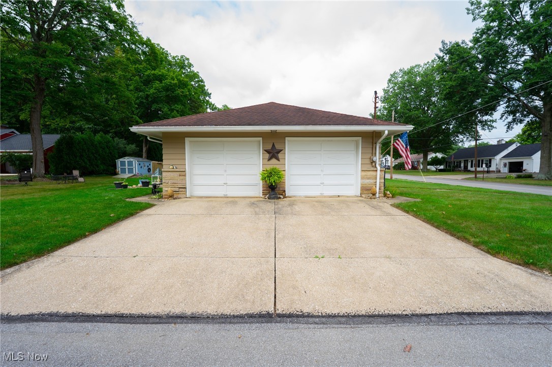 Oakwood Park 2nd Add - Residential